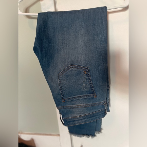 Kut from the Kloth sz 8 jeans - Picture 3 of 3